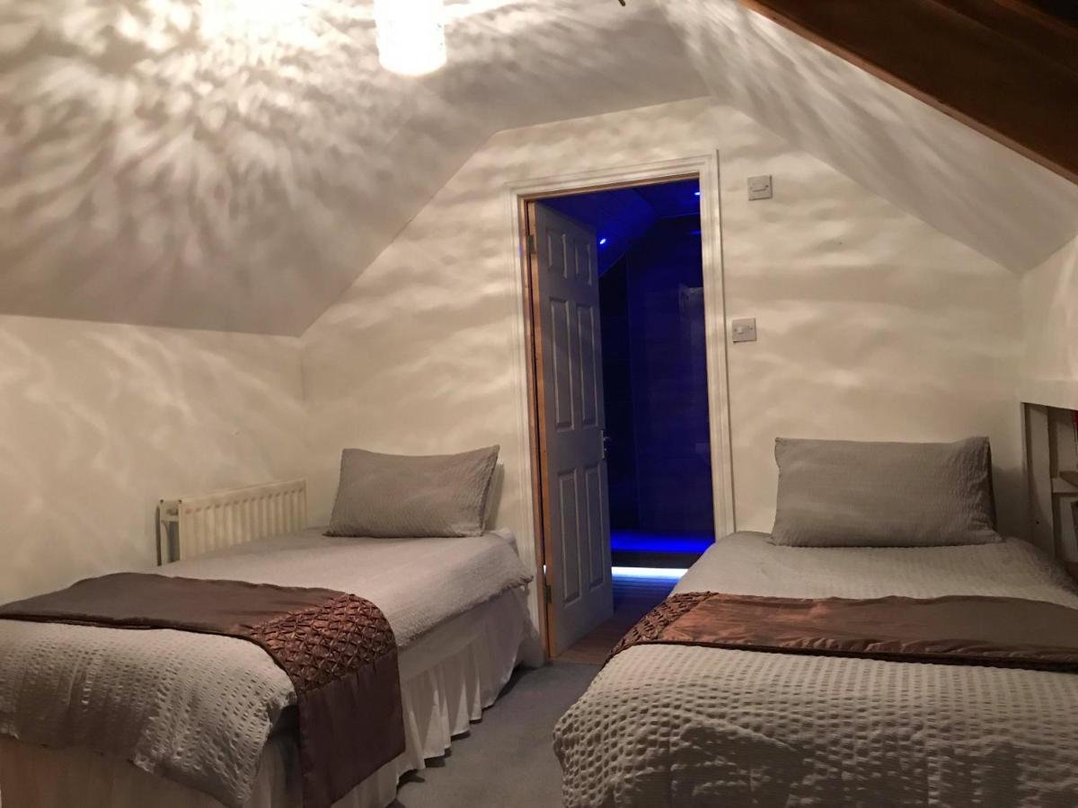 Vollie House With Hot Tub, Sauna & Log Burner Penpont Kültér fotó